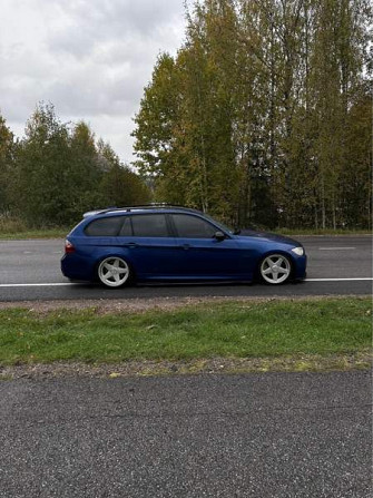 BMW 325 Jyvaeskylae - valokuva 4