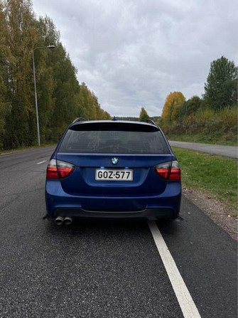 BMW 325 Jyvaeskylae - valokuva 6