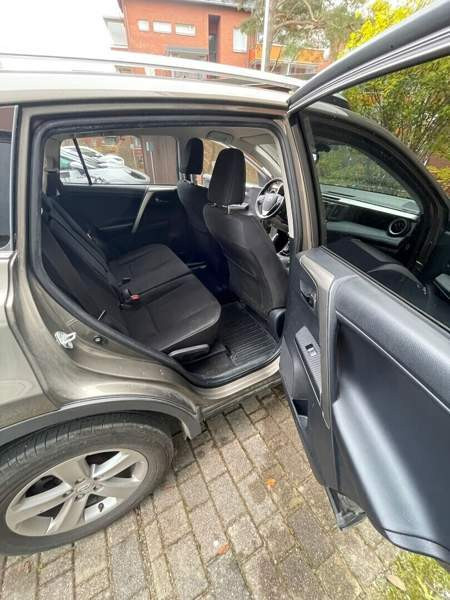 Toyota RAV4 Тампере - изображение 7