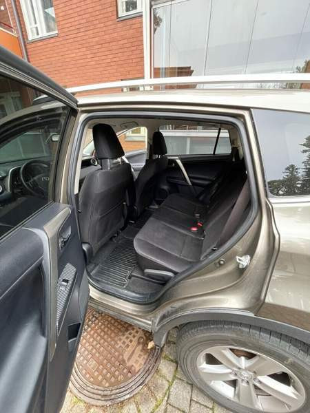 Toyota RAV4 Тампере - изображение 8