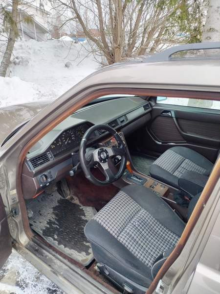 Mercedes-Benz E Оулу - изображение 6