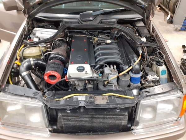 Mercedes-Benz E Оулу - изображение 8