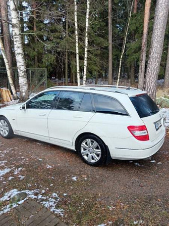 Mercedes-Benz C Ugleural'skiy - valokuva 2