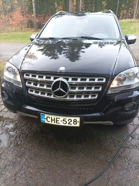 Mercedes-Benz ML Siilinjärvi - valokuva 1