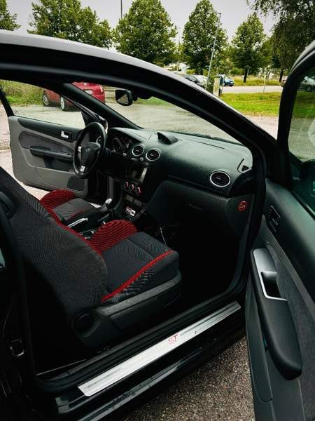 Ford Focus Kirkkonummi - valokuva 5