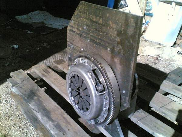 Nissan Sunny Luga - valokuva 5