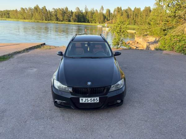 BMW 335 Порвоо - изображение 4