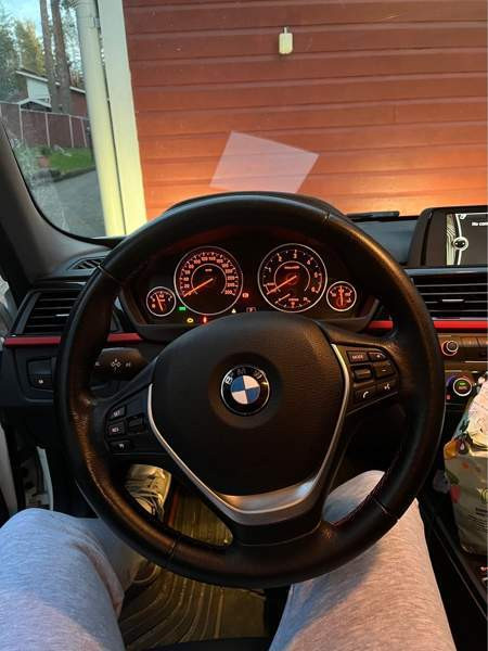 BMW 320 Hattula - valokuva 5