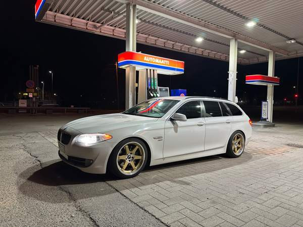 BMW 530 Mikkeli - valokuva 1