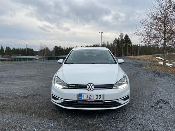 Volkswagen Golf Сейняйоки - изображение 4
