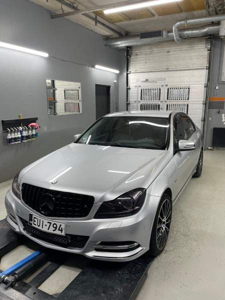 Mercedes-Benz C Куопио - изображение 1