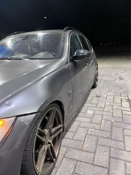 BMW 335 Zaporiz'ka Oblast' - valokuva 2