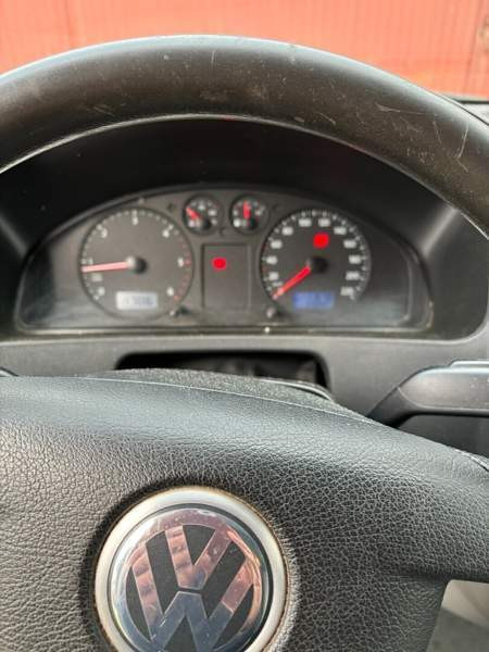 Volkswagen Transporter Pöytyä - valokuva 7