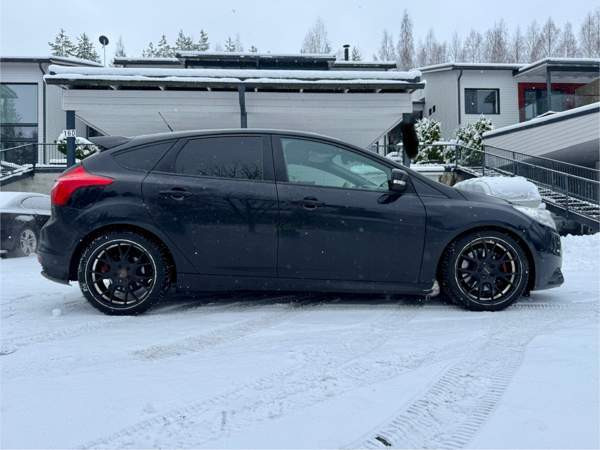 Ford Focus Лемпяаля - изображение 4