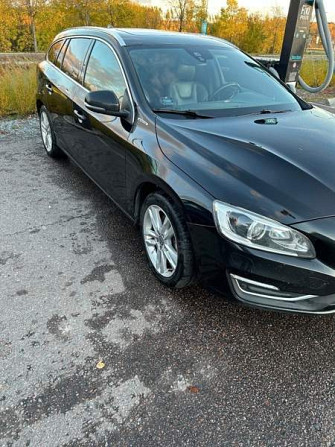 Volvo V60 Macau - valokuva 5