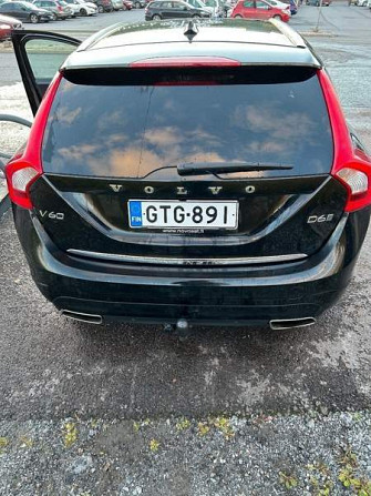 Volvo V60 Macau - valokuva 7