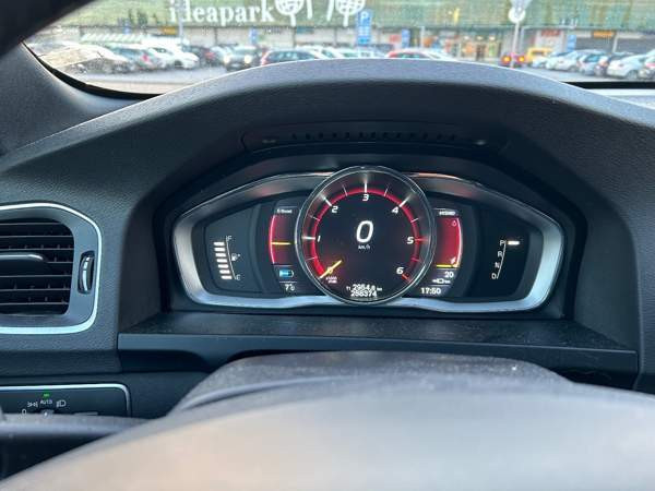 Volvo V60 Макао - изображение 8