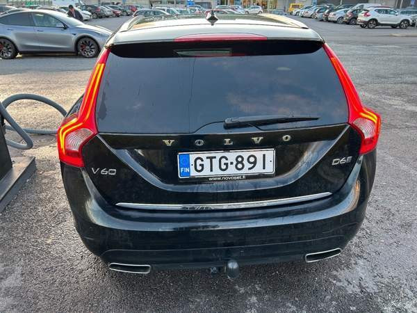 Volvo V60 Макао - изображение 2