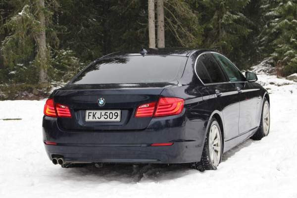 BMW 530 Yaroslavl' - valokuva 5