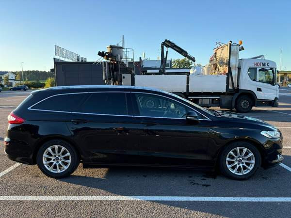 Ford Mondeo Turtkul - valokuva 3