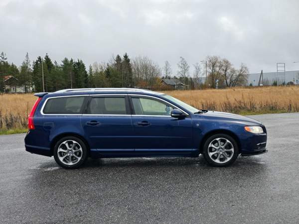 Volvo V70 Damascus Governorate - valokuva 2