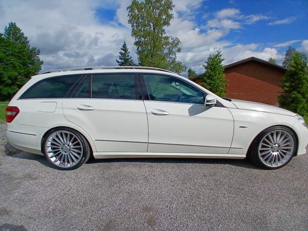 Mercedes-Benz E Sarov - photo 3