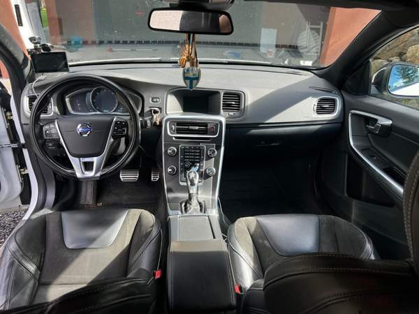 Volvo V60 Тампере - изображение 6