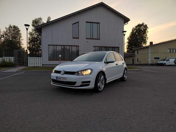 Volkswagen Golf Raasepori - valokuva 4