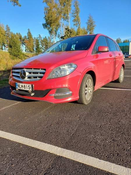 Mercedes-Benz B Kangasala - valokuva 1