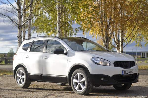 Nissan Qashqai+2 Rovaniemi - valokuva 1