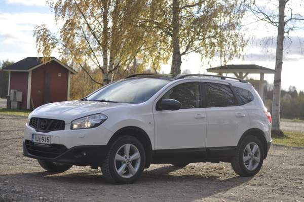 Nissan Qashqai+2 Rovaniemi - valokuva 2