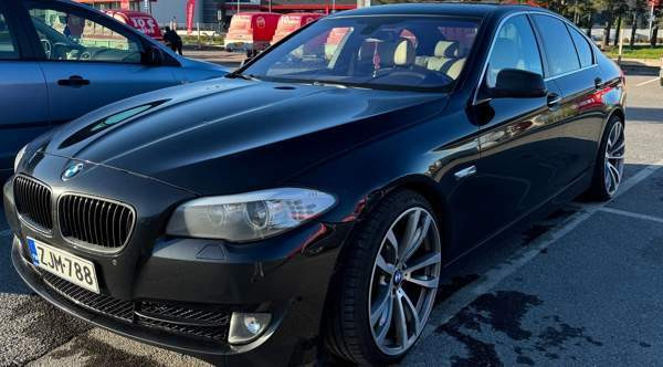 BMW 530 Russia - valokuva 1