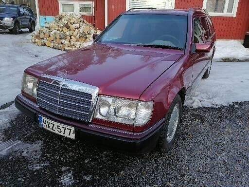 Mercedes-Benz 300 Kuortane - valokuva 1