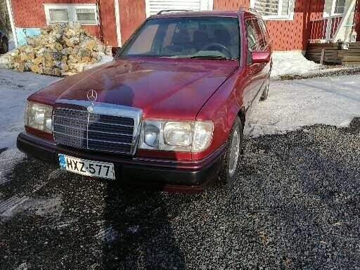 Mercedes-Benz 300 Kuortane - valokuva 2