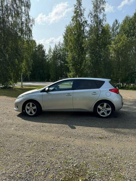 Toyota Auris Kuopio - valokuva 8
