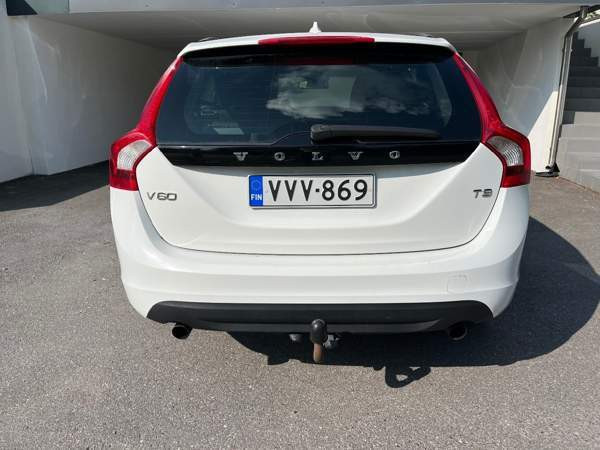 Volvo V60 Эспоо - изображение 7