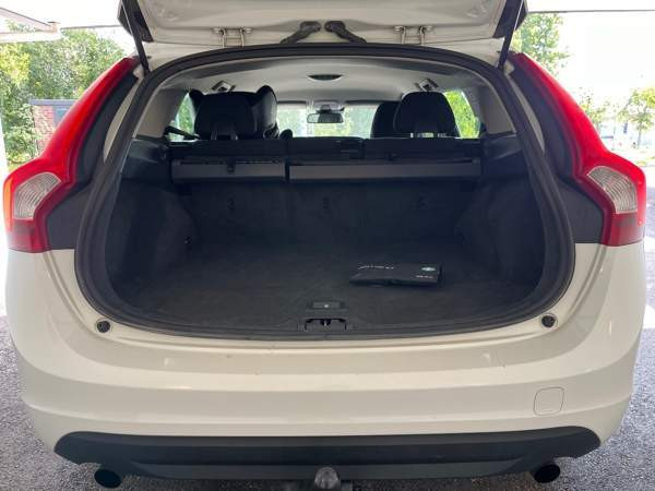 Volvo V60 Эспоо - изображение 5