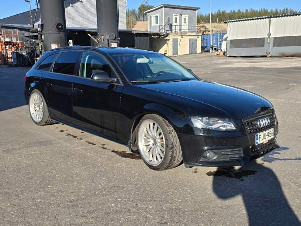 Audi A4 Холлола - изображение 2