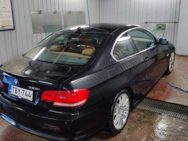 BMW 325 Helsinki - photo 1