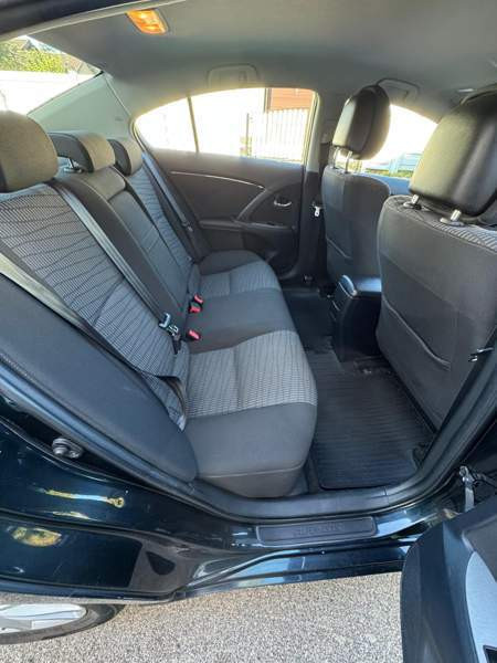 Toyota Avensis Tuusula - valokuva 5