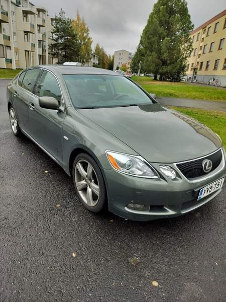 Lexus GS Tornio - valokuva 5