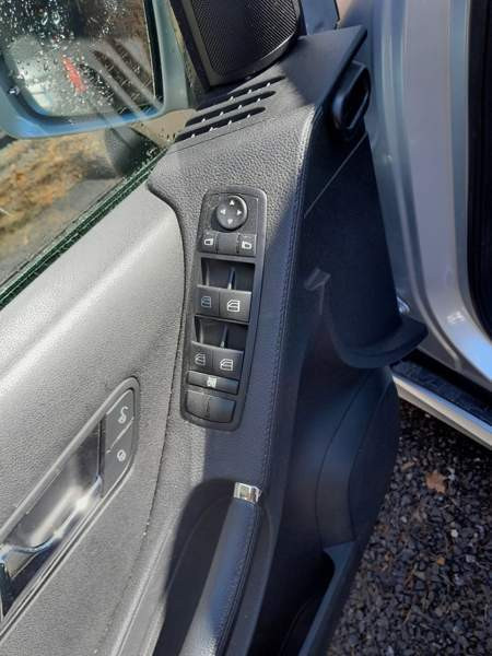 Mercedes-Benz R Ilmajoki - valokuva 7