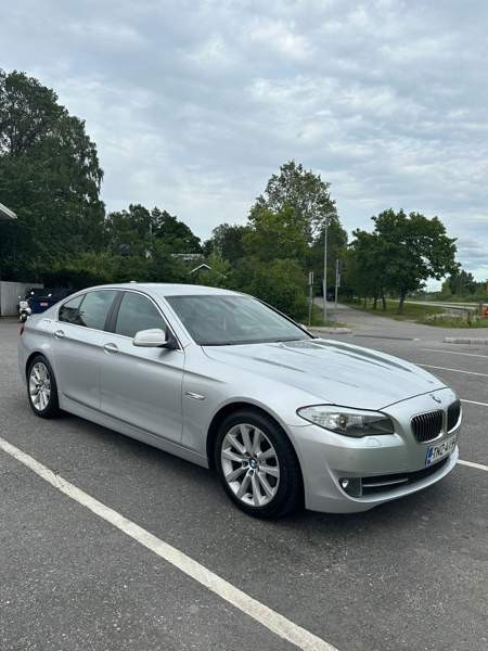 BMW 520 Turtkul - valokuva 3