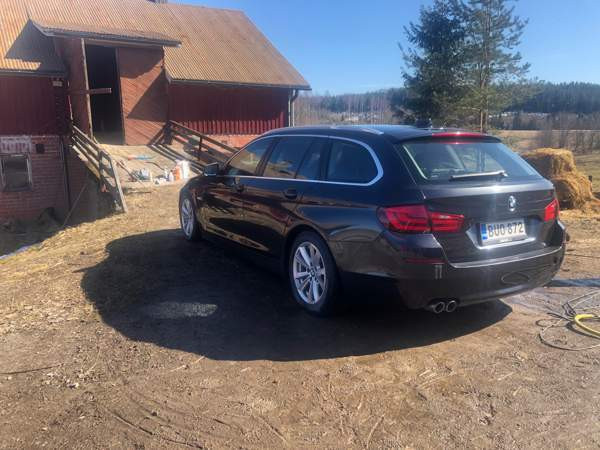 BMW 525 Вихти - изображение 4