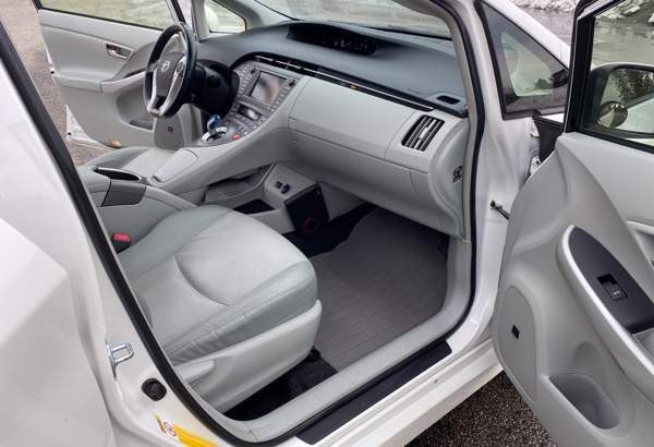 Toyota Prius Kuopio - valokuva 7