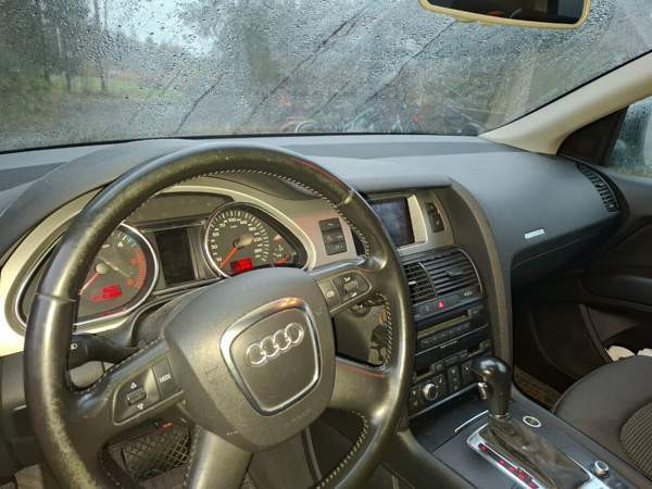 Audi Q7 Lapinlahti - valokuva 4