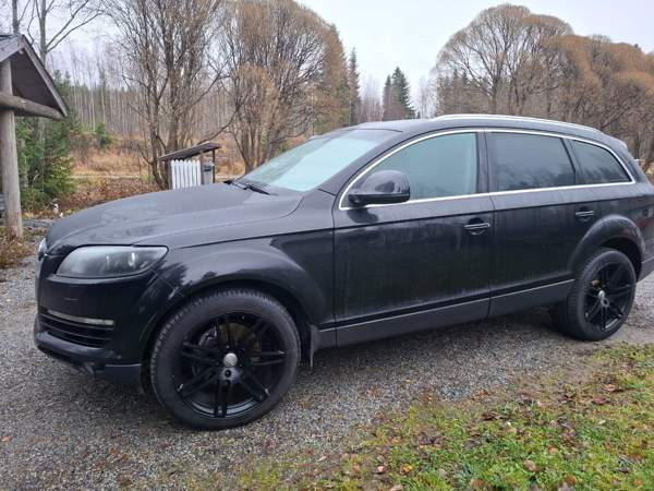 Audi Q7 Lapinlahti - valokuva 1