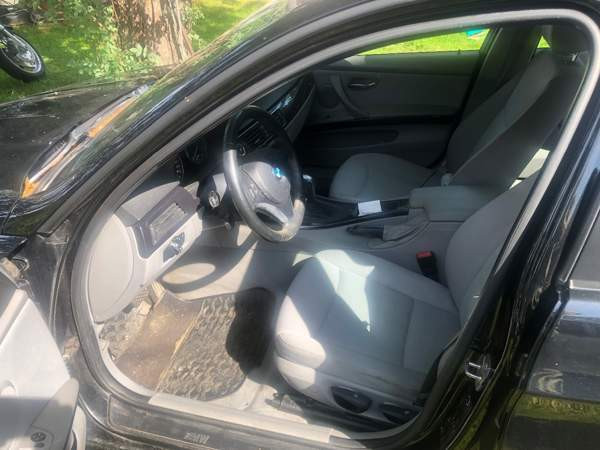 BMW 320 Йоэнсуу - изображение 1