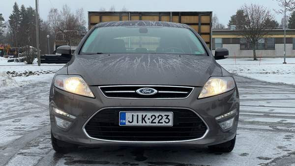 Ford Mondeo Каяни - изображение 2