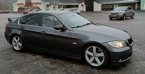 BMW 335 Liminka - изображение 2